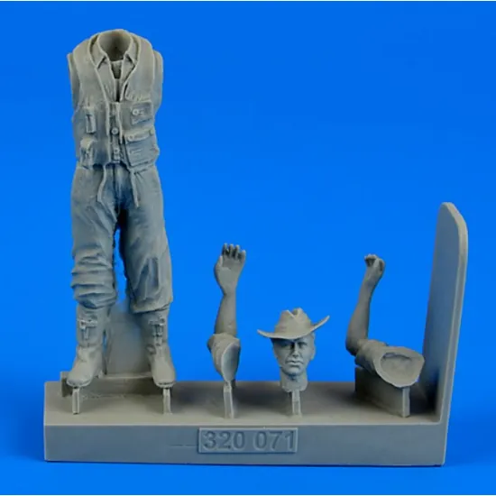 Aerobonus 320071 1/32 Royal Australian Air Force Fighter Pilot Wwii Resin Kit