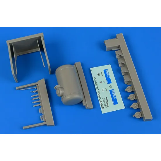 Aerobonus 320088 1/32 Model T-foam Cleaner 45 Gallons Resin Kit