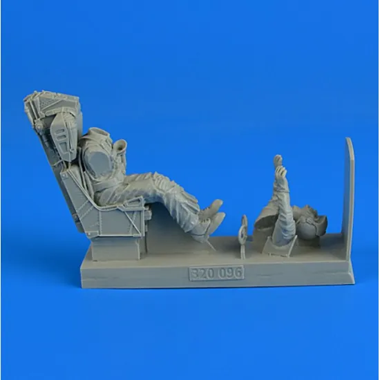 Aerobonus 320096 1/32 Us Navy Fighter Pilot With Ejection Seat For F-8 Resin Kit