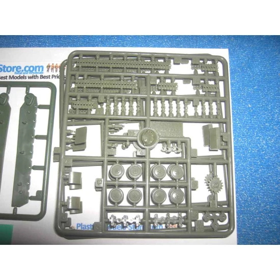 SU-76M Soviet Self-Propelled Gun ZIS-3 WWII 1/72 UM 308