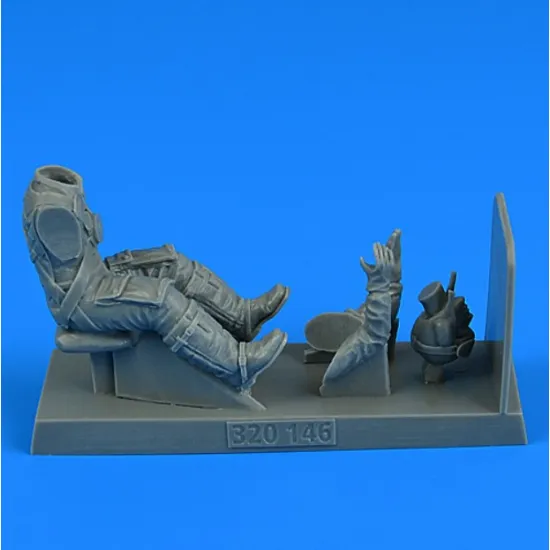 Aerobonus 320146 1/32 German Luftwaffe Wwii Pilot With Parachute For Bf 109k