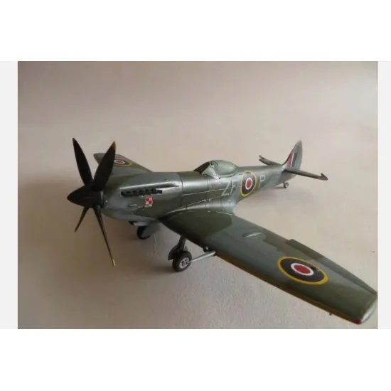 Icm 48071 1/48 Spitfire Mk Xvi British Fighter Aircfraft Wwii Plastic Model Kit
