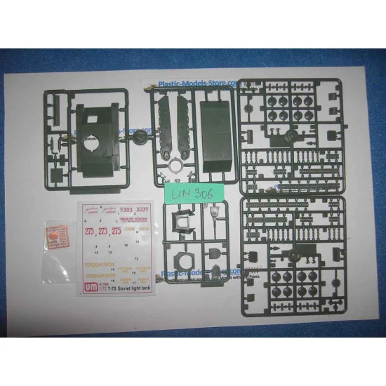 T-70M Soviet Light Tank 45mm Gun 7.62mm MG WWII 1/72 UM 306