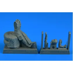 Aerobonus 320185 1/32 Warshaw Pact Aircraft Mechanic D Resin Kit