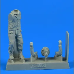 Aerobonus 350005 1/35 Kriegsmarine Wwii Sailor With Rope For German Schnellboats, German Human Torpedoes, German Midget And Coastal Submarines