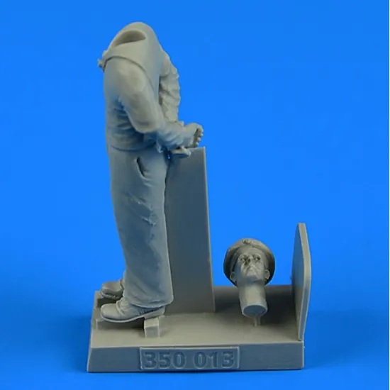 Aerobonus 350013 1/35 Kriegsmarine Wwii Ceremony - Sailor For German Schnellboats, German Human Torpedoes, German Midget And Coastal Submarines