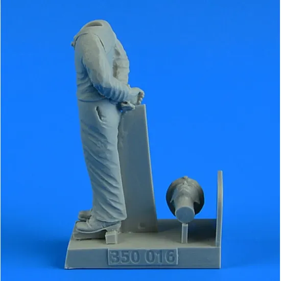 Aerobonus 350016 1/35 Kriegsmarine Wwii Ceremony - Sailor For German Schnellboats, German Human Torpedoes, German Midget And Coastal Submarines