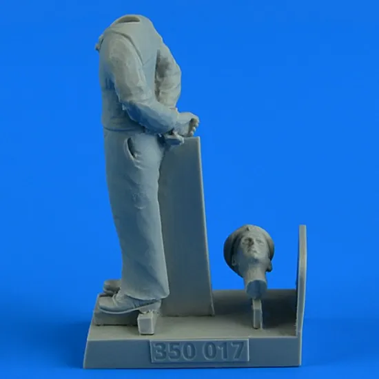 Aerobonus 350017 1/35 Kriegsmarine Wwii Ceremony - Sailor For German Schnellboats, German Human Torpedoes, German Midget And Coastal Submarines