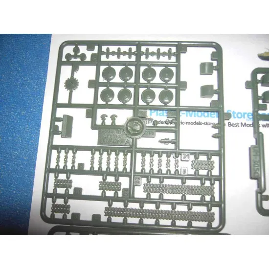 SU-76 Soviet Self-Propelled Gun WWII 1/72 UM 304