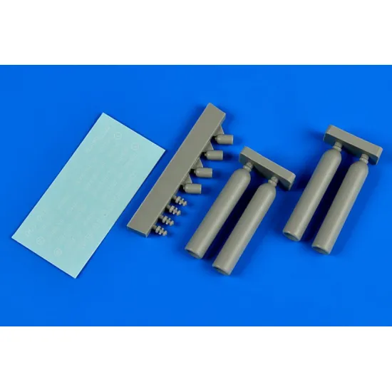 Aerobonus 480100 1/48 Dummy Resin Compressed Gas Bottles Helium