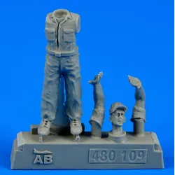 Aerobonus 480109 1/48 U.s. Army Aircraft Mechanic Wwii Pacific Theatre Resin Kit