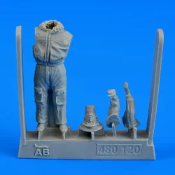Aerobonus 480120 1/48 Soviet Pilot The Cold War Period Resin Kit