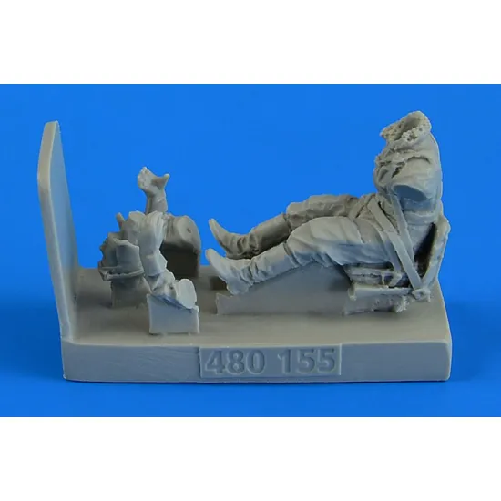 Aerobonus 480155 1/48 Soviet Woman Gunner Wwii With Seat For Po-2