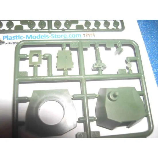 T-26 Soviet Tank A-43 Turret 76mm Gun WWII 1/72 UM 314