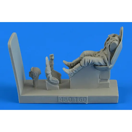 Aerobonus 480160 1/48 Soviet Fighter Pilot With Seat For I-153 For Icm