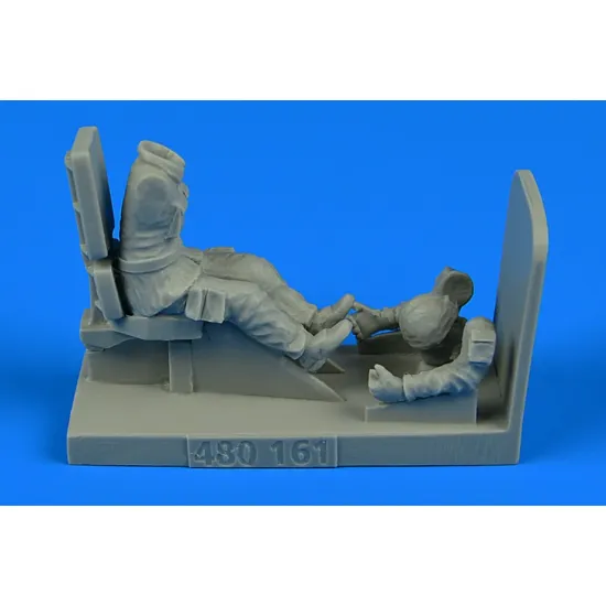 Aerobonus 480161 1/48 Modern British Army Driver For Bae Warrior For Airfix