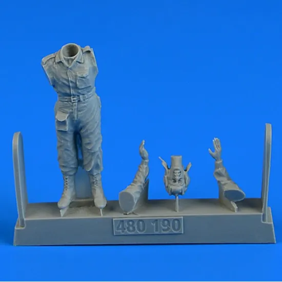 Aerobonus 480190 1/48 Modern Russian Tank Crew Resin Kit