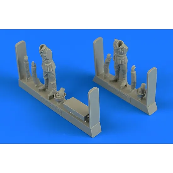 Aerobonus 480201 1/48 Wwii German Soldiers With Ammunition Box Resin Kit