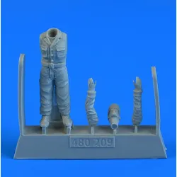 Aerobonus 480209 1/48 Usaaf Wwii Aircraft Mechanic Resin Kit