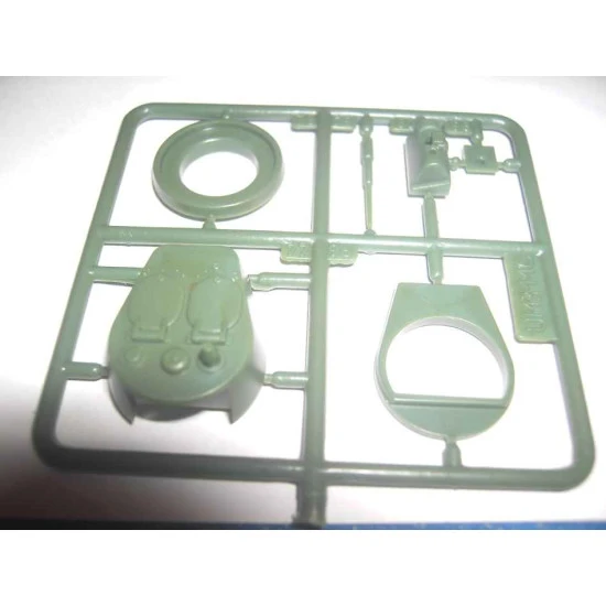 BT-7 Soviet Light Tank M.1937 Red Army WWII 1/72 UM 311