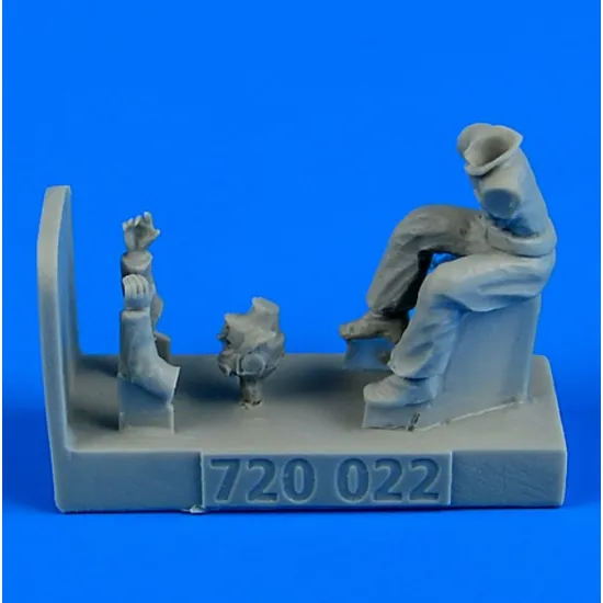 Aerobonus 720022 1/72 Wwii Raf Motorcycle Driver Resin Kit