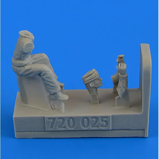 Aerobonus 720025 1/72 Wwii Raf Motorcycle Driver - Part 2 Resin Kit