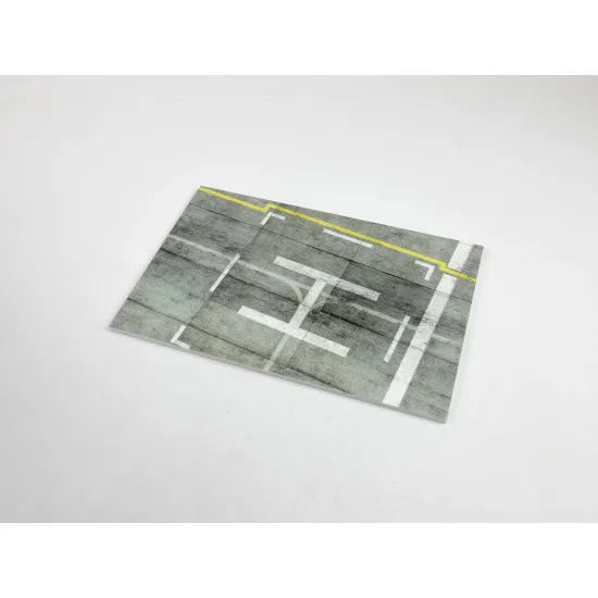 Red Fox Db-72013 1/72 3d Diorama Base Modern Nato Airfield Type 1 250x160mm