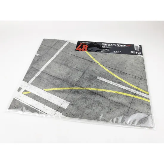 Red Fox Db-48005 1/48 3d Diorama Base Modern Nato Airfield Type 6 380x320mm