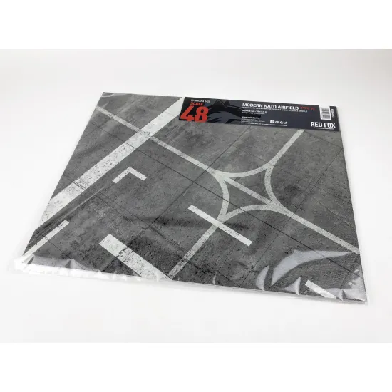 Red Fox Db-48012 1/48 3d Diorama Base Modern Nato Airfield Type 10 380x320mm