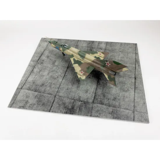 Red Fox Db-48016 1/48 3d Diorama Base Concrete Base Square Type 4 380x320mm