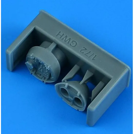 Quickboost 72708 1/72 A-10a/C Thunderbolt Ii Opened Fuel Access Panel Accessories Kit