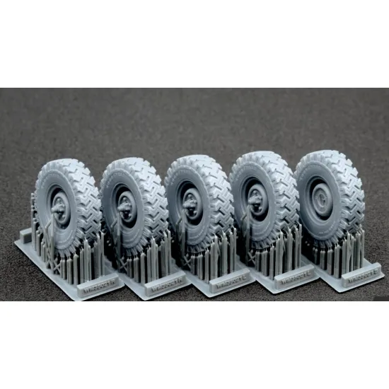 Scalex Wm-35021 1/35 L Rover 88 7/5 Big Ordinary Wheel Set For Ak-interactive