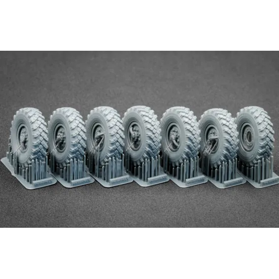 Scalex Wm-35018s 1/35 Zil 131 Sagged Wheel Set For Trumpeter