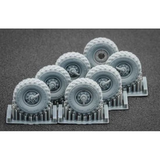 Scalex Wm-72001 1/72 Zil 131 Ordinary Wheel Set For Icm