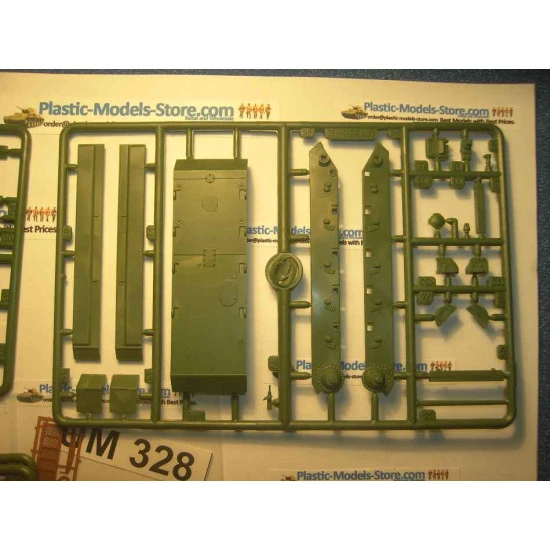 T-34/85 Soviet Tank w/S-53 Gun Red Army WWII 1/72 UM 328