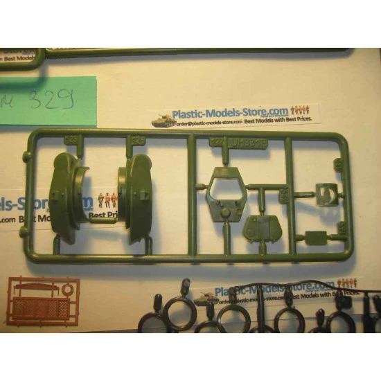 T-34/76 Soviet Tank M.1941 Red Army WWII 1/72 UM 329