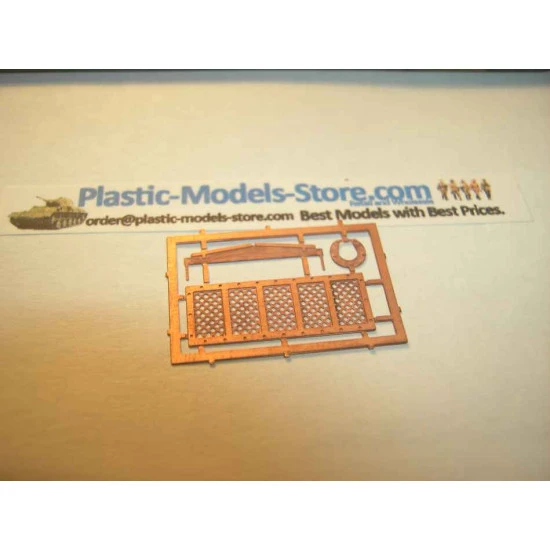 T-34/76 Soviet Tank M.1941 Red Army WWII 1/72 UM 329