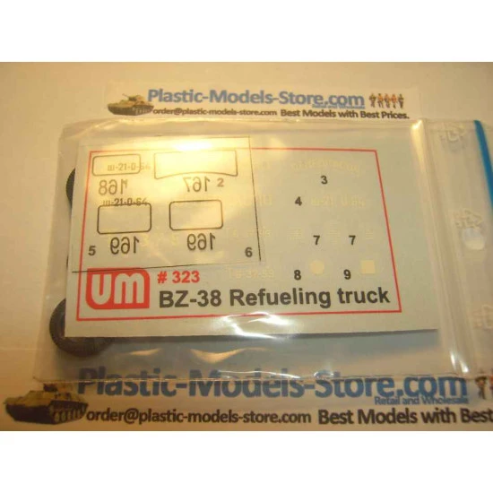 BZ-38 Soviet Refueller Gaz-AAA Refuel Truck WWII 1/72 UM 323