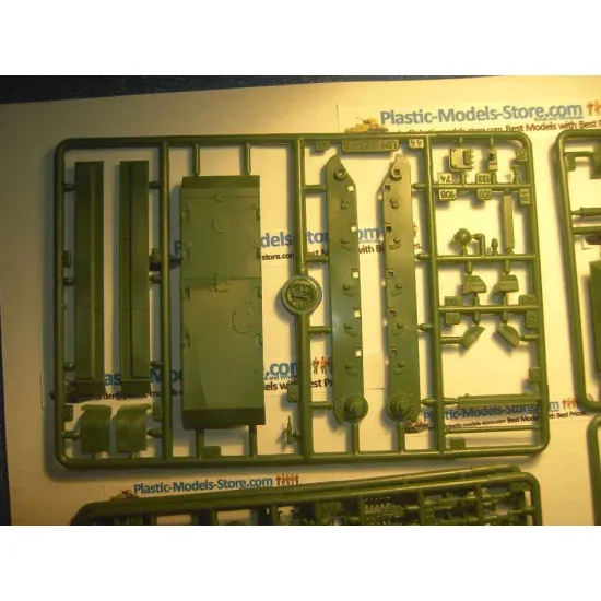 SU-85 Soviet Self-Propelled Gun Tank WWII 1/72 UM 333
