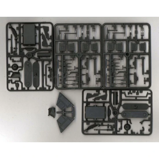 Heavy Armored Car ADGZ (late) 1/35 AMG 35502