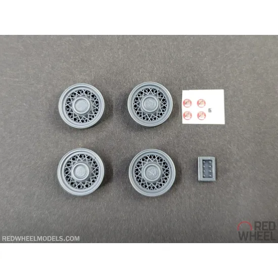 Red Wheel 25008 1/25 52-56 Cadillac Wire Wheels Resin Model