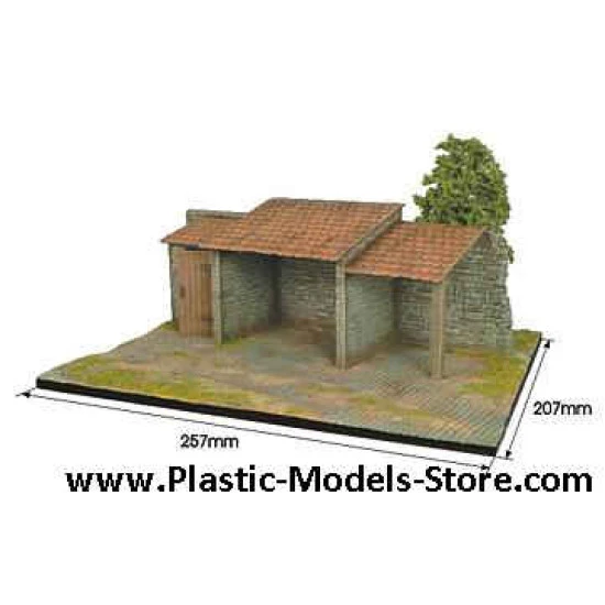 EUROPEAN FARMYARD 1/35 Miniart 36017 NEW 2009