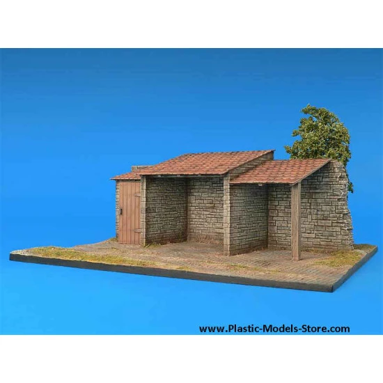 EUROPEAN FARMYARD 1/35 Miniart 36017 NEW 2009