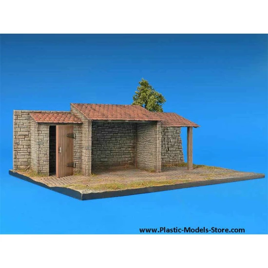 EUROPEAN FARMYARD 1/35 Miniart 36017 NEW 2009