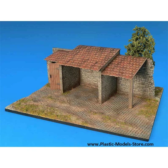 EUROPEAN FARMYARD 1/35 Miniart 36017 NEW 2009
