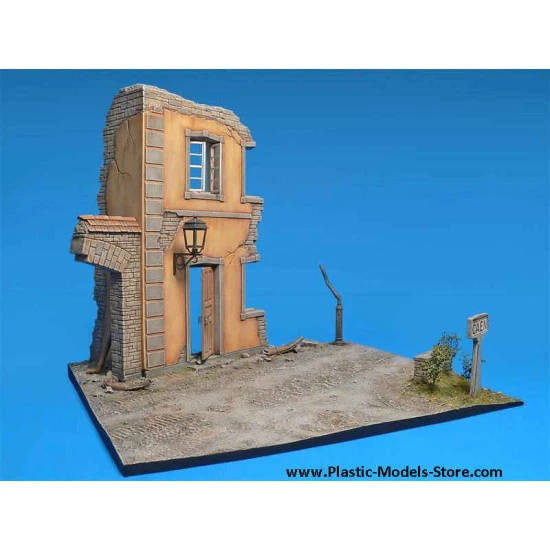 VILLAGE ROAD w/RUINED HOUSE 1/35 Miniart 36020 VILLAGE ROAD w/RUINED HOUSE 1/35 Miniart 36020