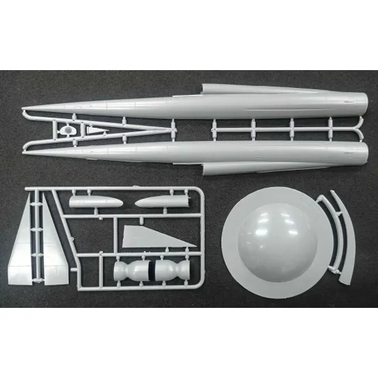 Mikro Mir 72-032 1/72 Supersonic Low-altitude Missile Pluto Plastic Model Kit