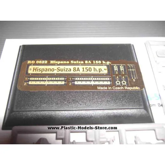 Hispano Suiza V8 Engine with base and PE set WWI 1/32 Roden 622