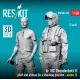 Reskit Rsf48-0169 1/48 A-10c Thunderbolt Ii Pilot And Airman In A Standing Position Scene 1 2 Pcs 3d Printed