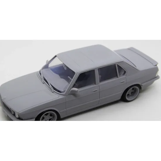Diolex Dp24178 1/24 3d Print Resin Kit Bmw 5 Series E28 Stance Version With Bbs Kerscher Rx Wheels